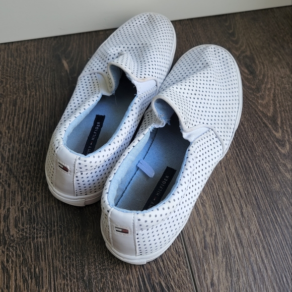 Tommy Hilfiger Canvas Slip On Sneakers - Picture 5 of 12